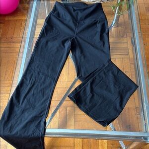 Lululemon Black High-Waisted Yoga Pants